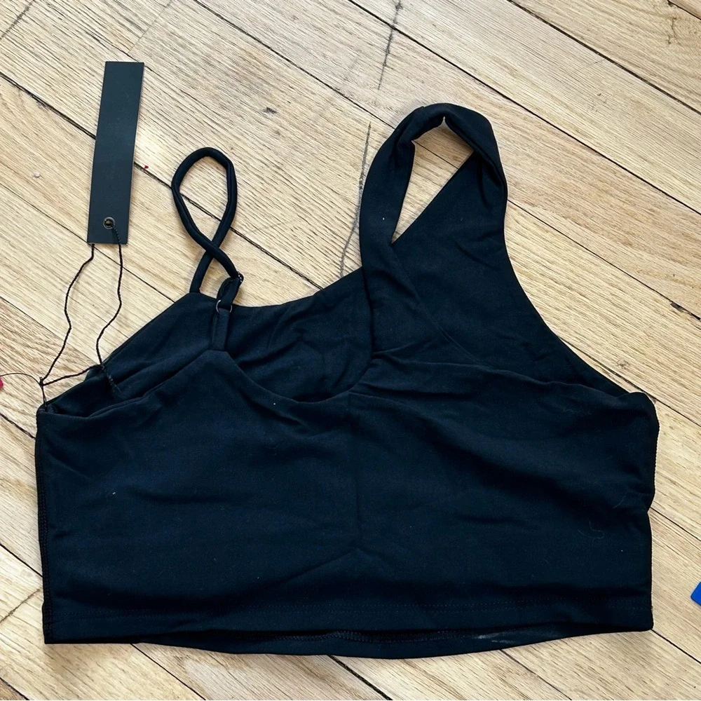 CARBON38 One‎ Shoulder Convertible Bra Top in Melt medium black